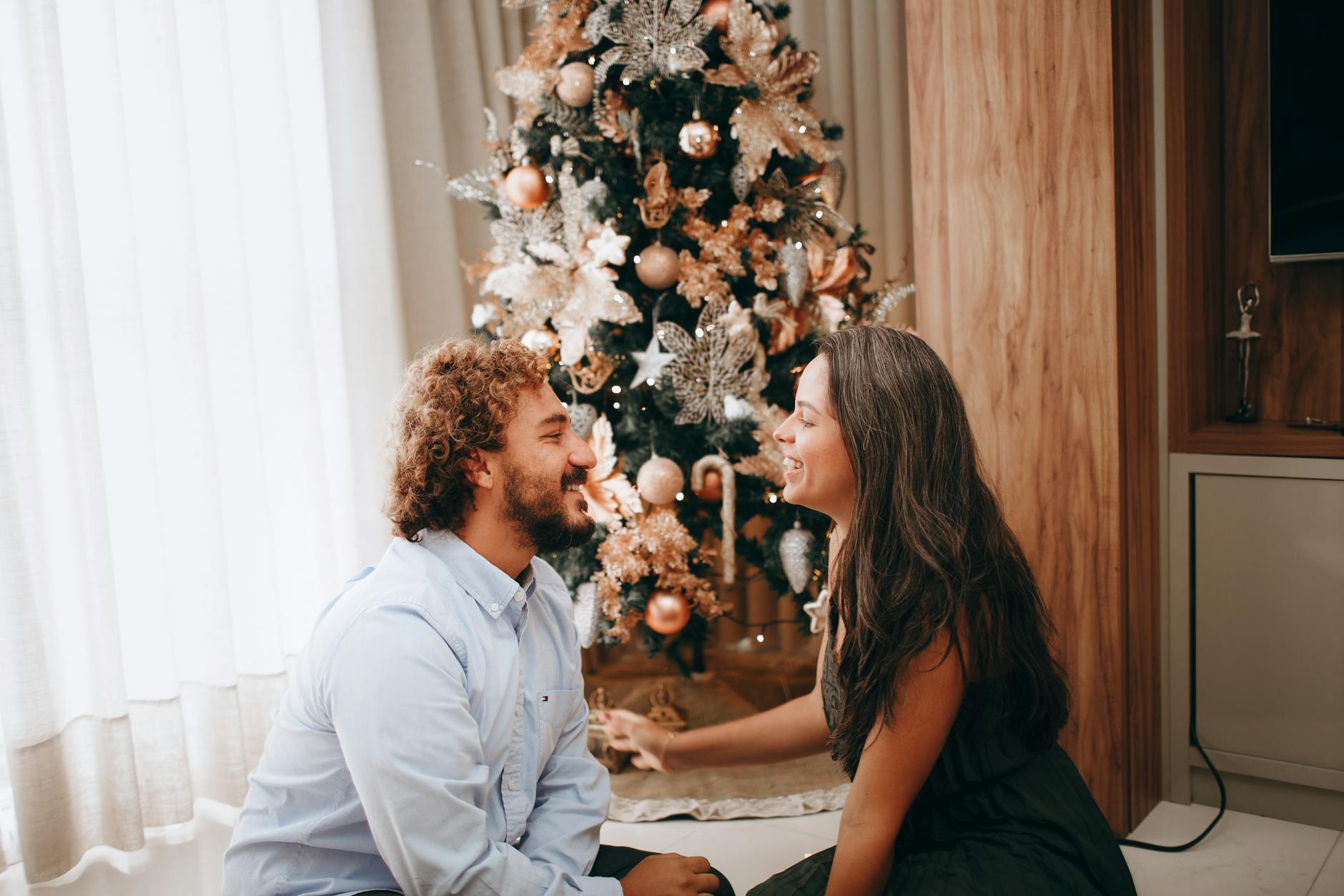 10 Unique Holiday Gifts for Transgender Women